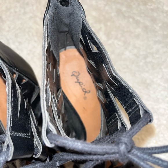 Qupid Leatherette Peep Toe Tie Heeled Bootie - Picture 5 of 12